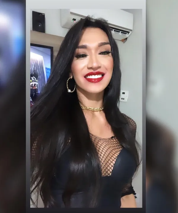 Paris Senna's BabeWiki Profile