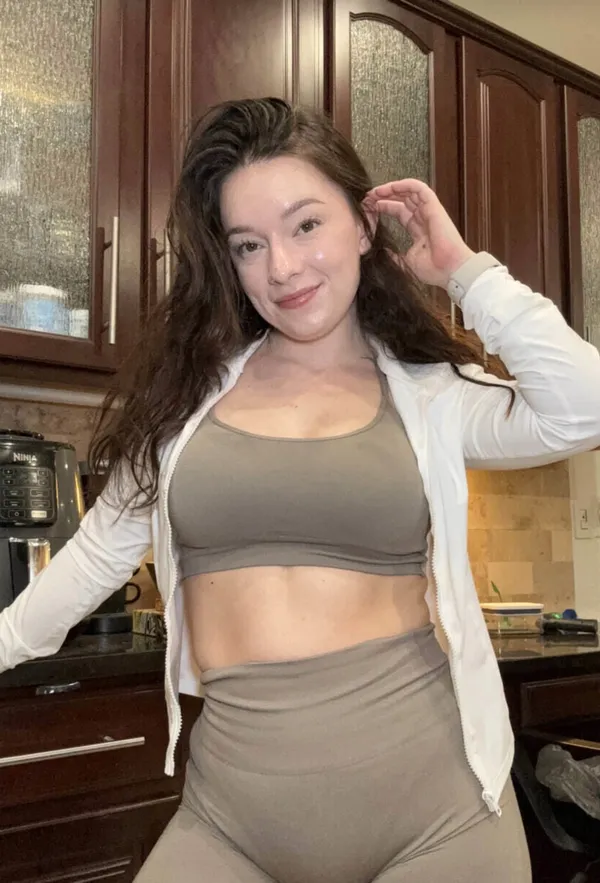 Peachprincesxx's photo 4