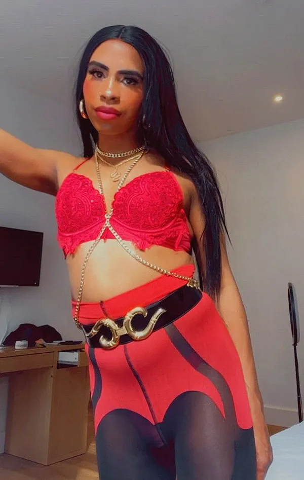 petiteabbie's BabeWiki Profile