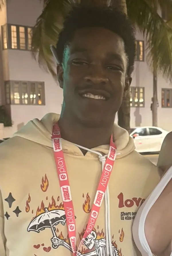 Phantom Strokes's BabeWiki Profile