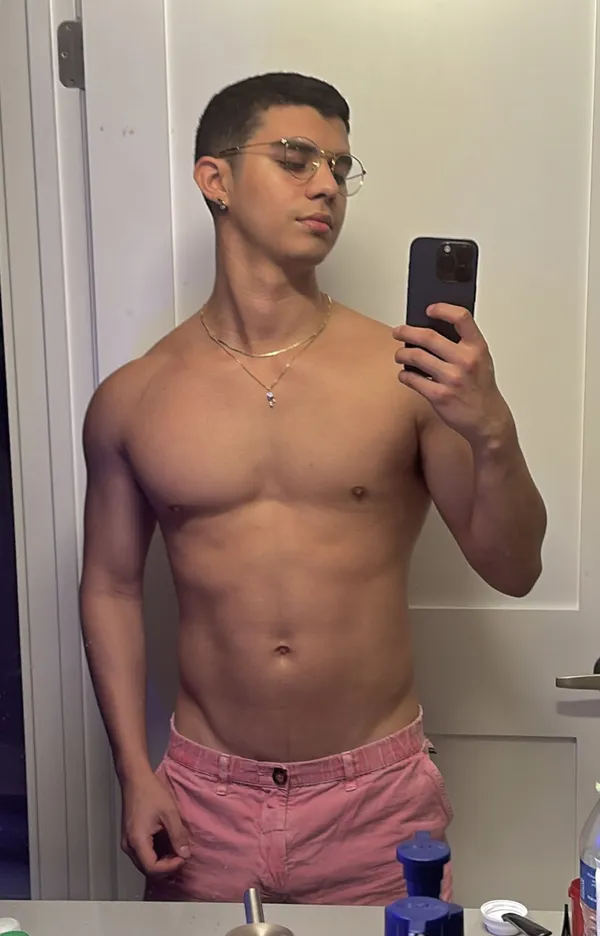 Phegyz's BabeWiki Profile