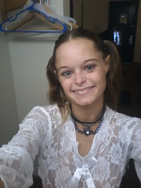 Phoebe Lynn's photo 3