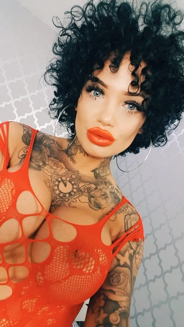 Phoenix Knight's photo 3