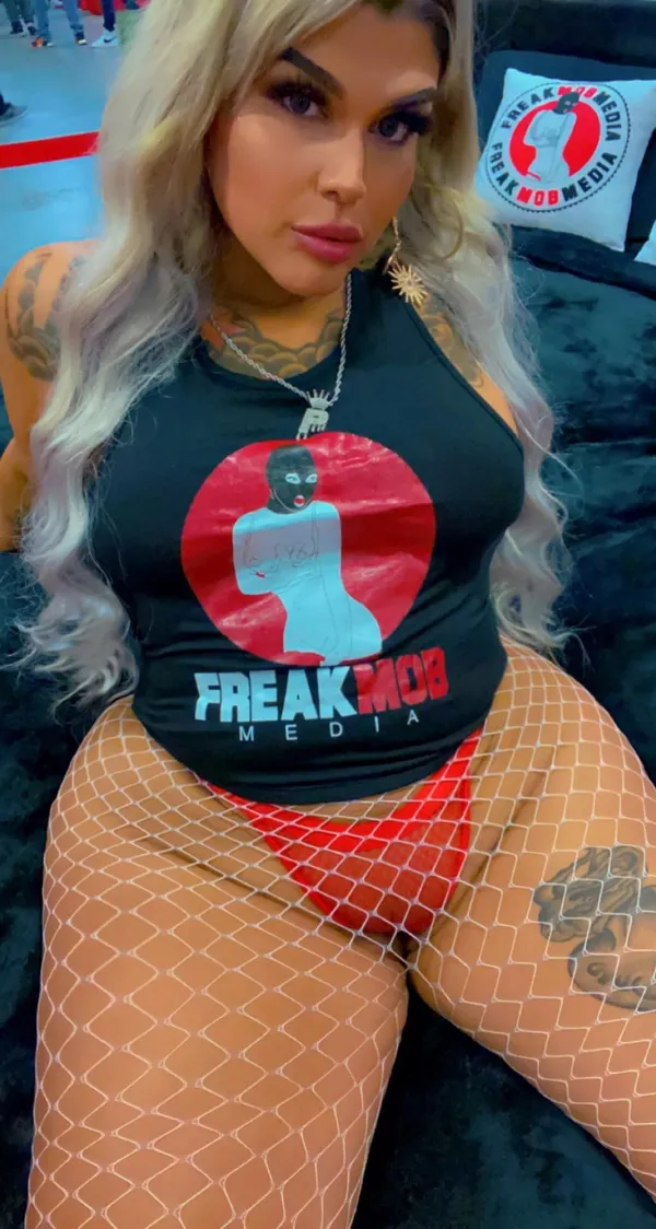 Phoenix Starr's photo 2