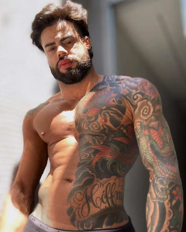 Pietro Hoffman's BabeWiki Profile