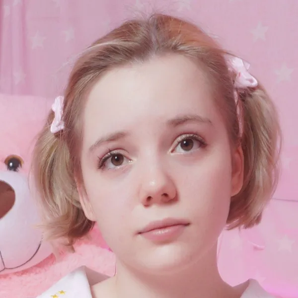 Pigtailed Lollipop's BabeWiki Profile