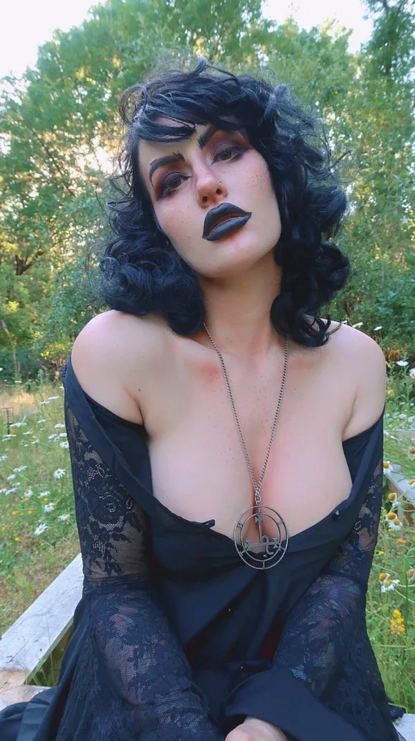 pokket's BabeWiki Profile