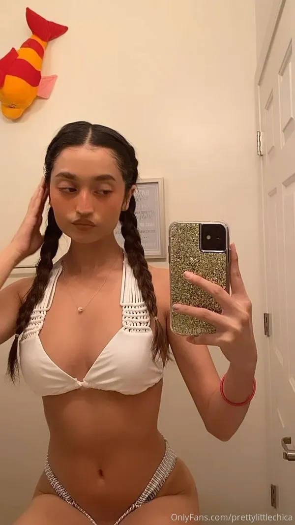 prettylittlechica's BabeWiki Profile