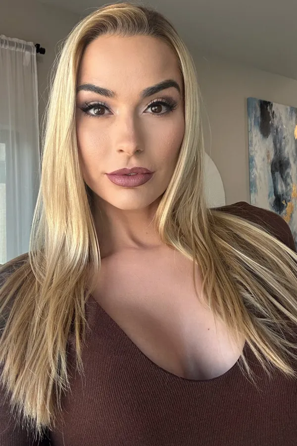 Princess Alexandria's photo 8