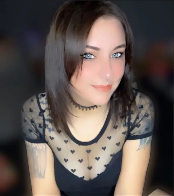 Princess Nina's BabeWiki Profile