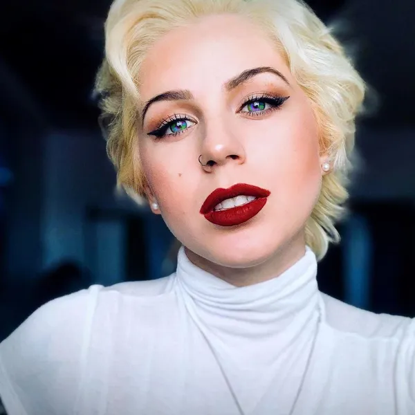 PunkQueenXoXo's photo 6