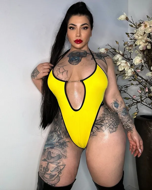 Queen Azita's BabeWiki Profile