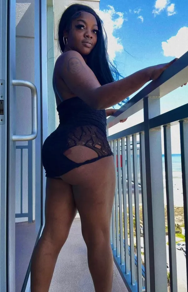 Queen Mara's photo 4