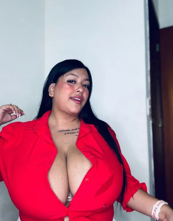 Queenofmilk's photo 5