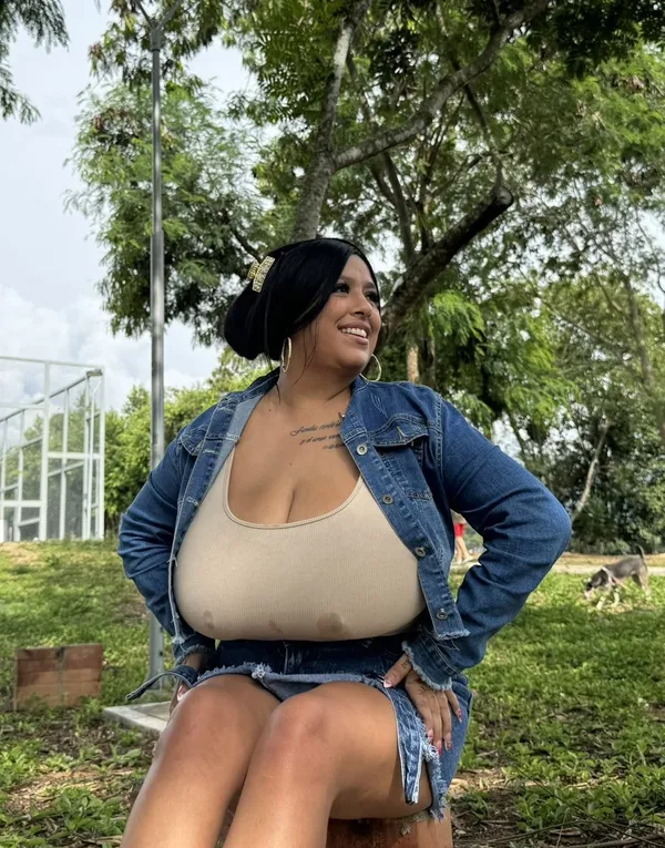 Queenofmilk's photo 7