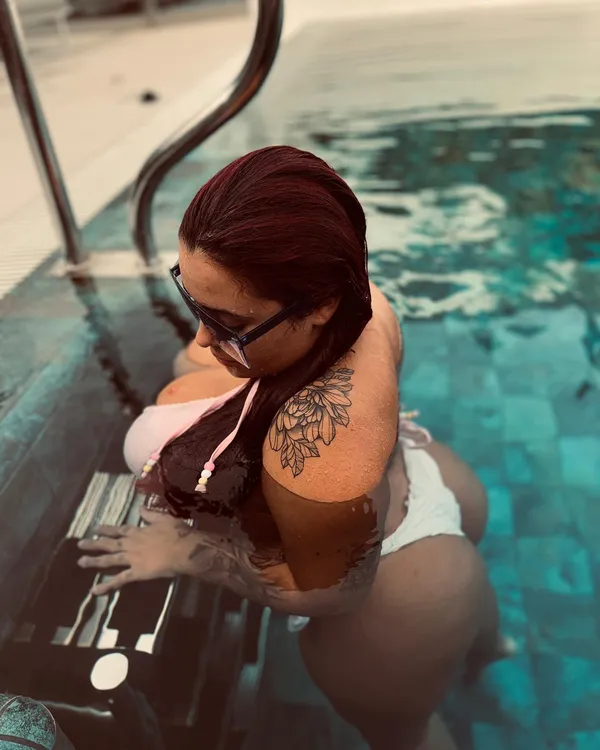 Rachel Galvan's photo 8