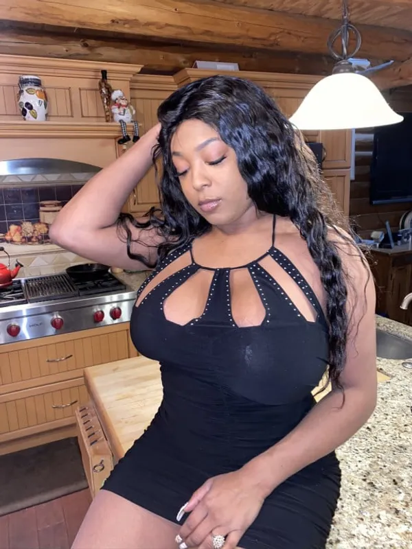 Rachel Raxx's photo 7