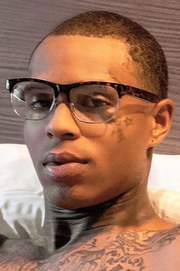 Ralph Whoren's BabeWiki Profile