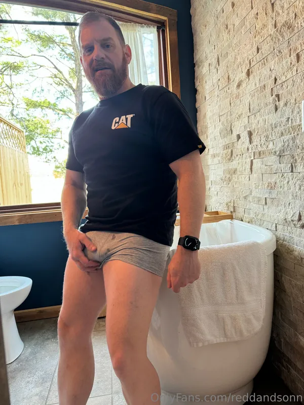 Redd's BabeWiki Profile