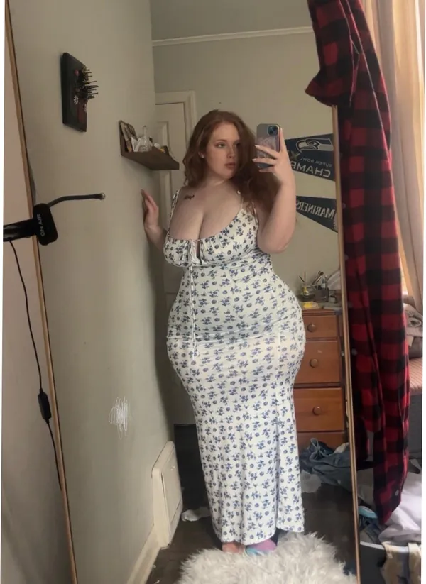 RedheadedHoneyDoll's photo 5