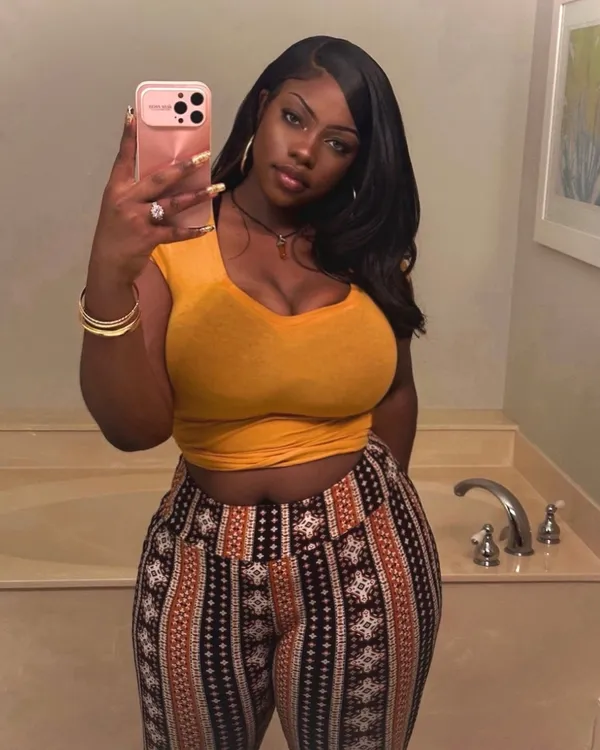 Reese Gold's photo 4