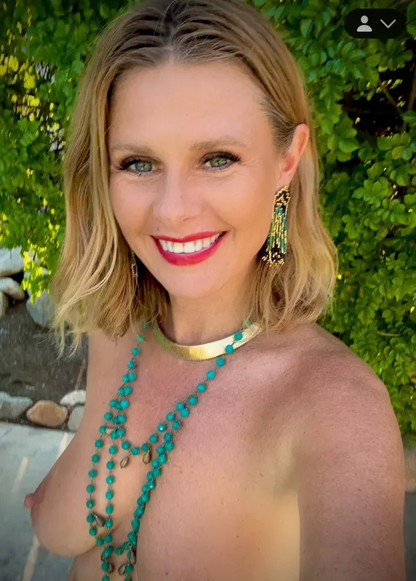 Reya Lovenlight's photo 7