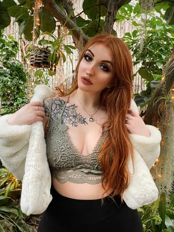 Riley Maude's photo 6