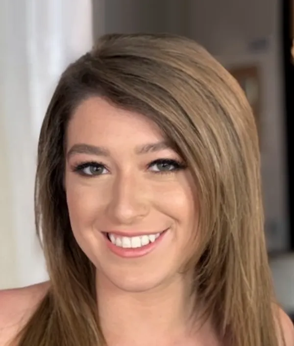 Riley Shea's photo 5