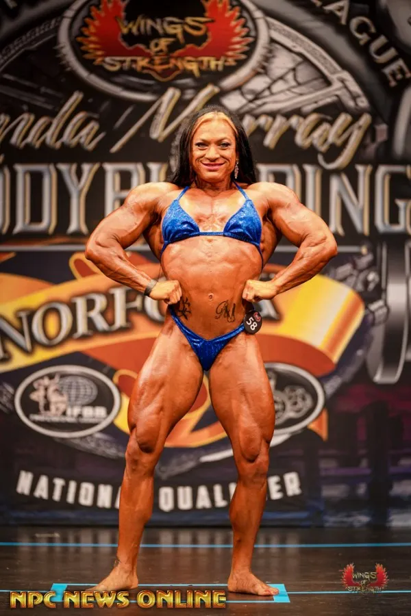 Ripped Vixen's photo 5