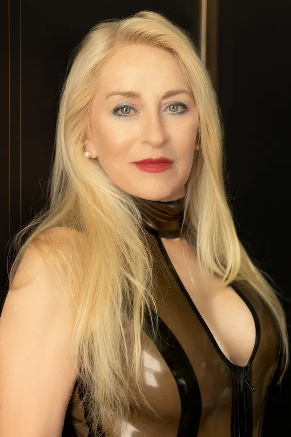 Robin Pachino's BabeWiki Profile