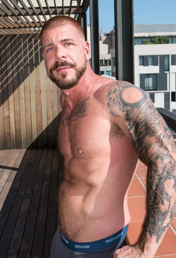 Rocco Steele's photo 3