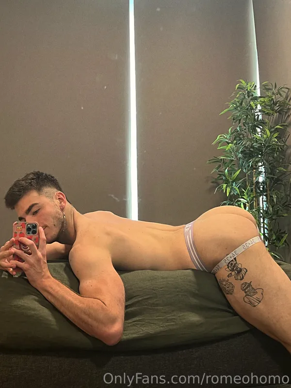 romeohomo's BabeWiki Profile