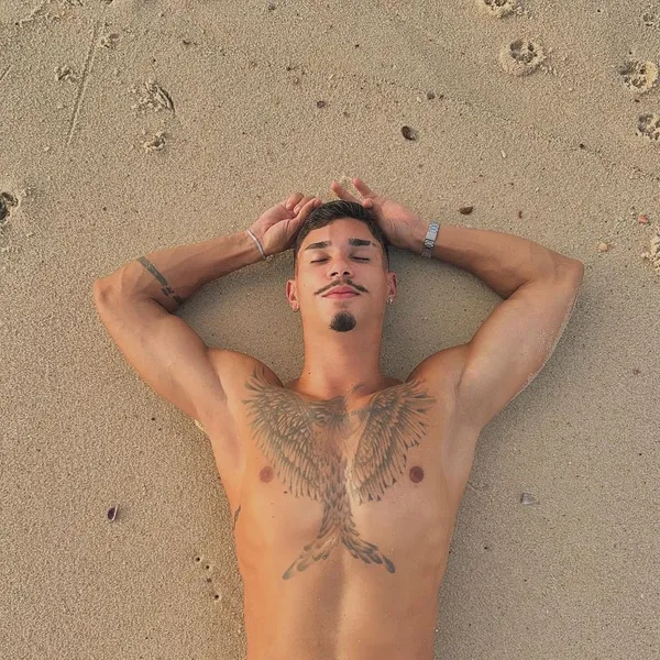 Ronney Rebelle's BabeWiki Profile