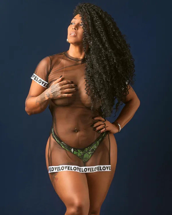 Rosiane Pinheiro's photo 3