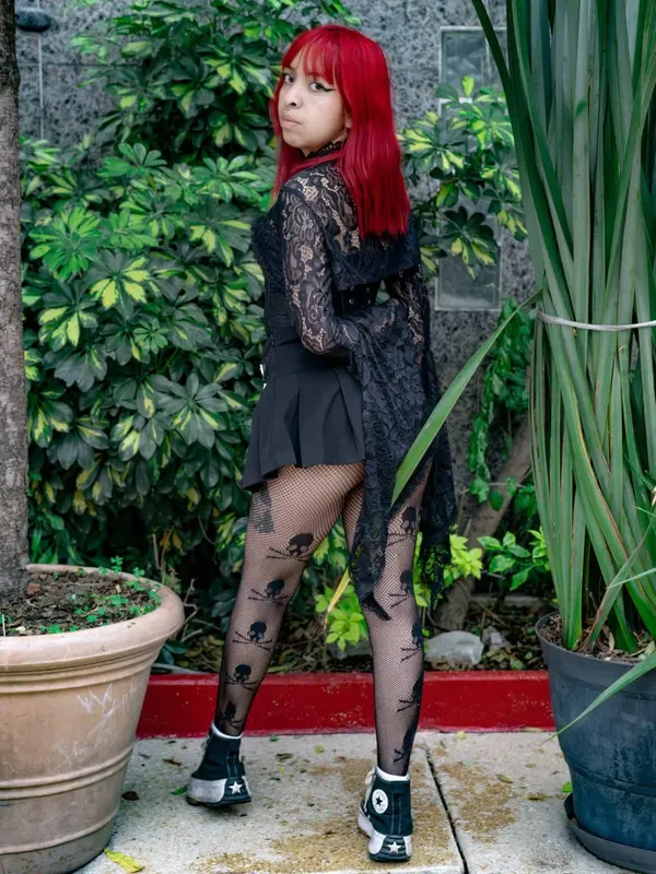 Roxxaneinsane's photo 2