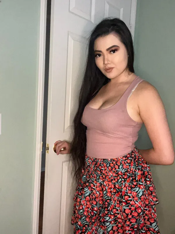 Rozie Reign's BabeWiki Profile