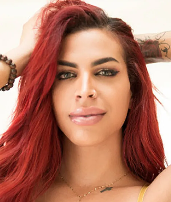 Rubi Maxim's photo 8