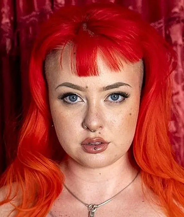 Rubie Hellia's photo 6