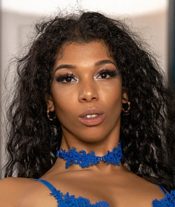 Sabrina Jade's photo 3