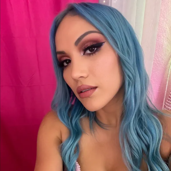 Salina de la Renta's BabeWiki Profile