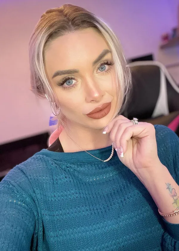 Salina Ford's photo 5