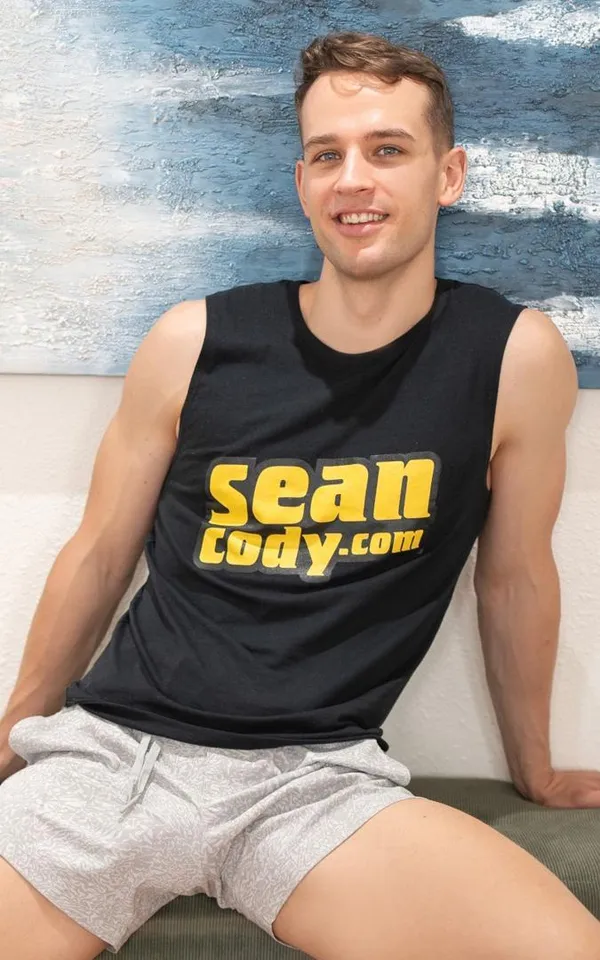 Sam Holister's photo 3