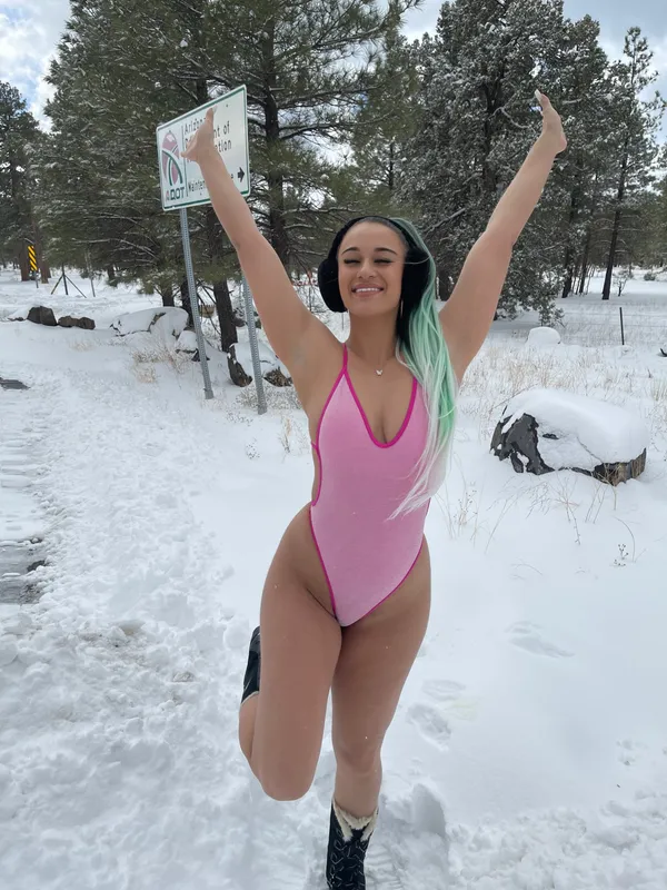 Samantha Creams's photo 4