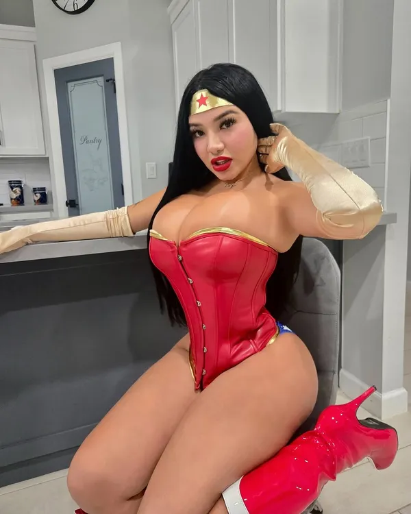 Sandra Aurey's BabeWiki Profile