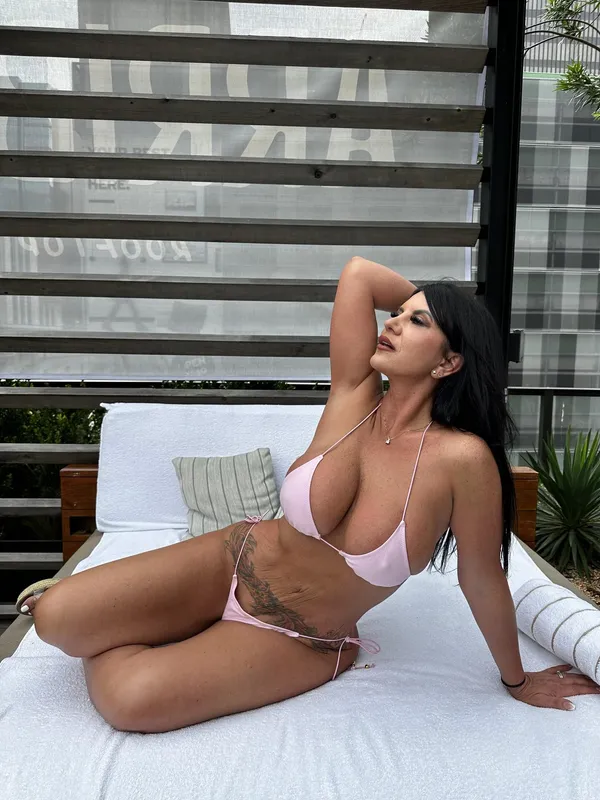 Sandy Sweet's photo 3