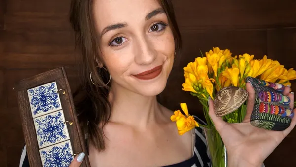 Sarah Lavender ASMR's photo 5