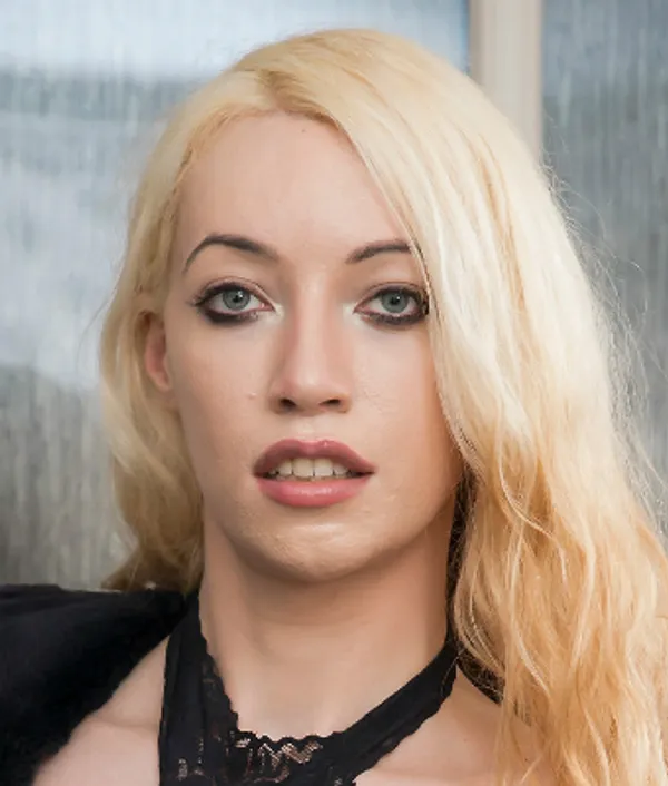 Sasha de Sade's photo 10