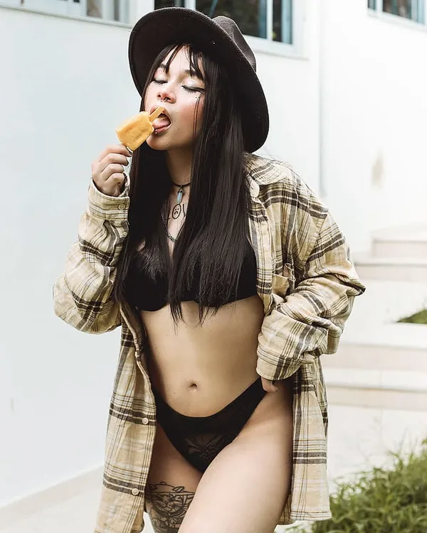 Scarlet Bridge's photo 3