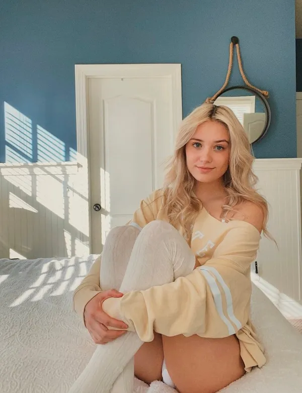 Scarlett Nior's photo 7