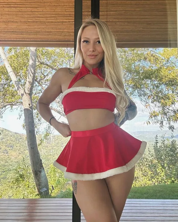 Scarlett Savage's photo 2